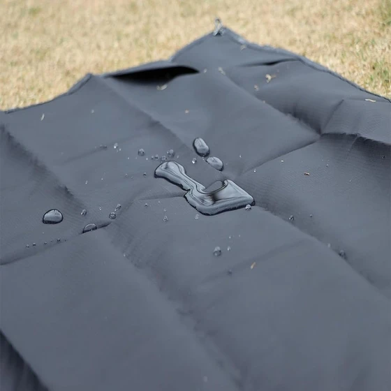 cover-blanket-outdoor-2.webp