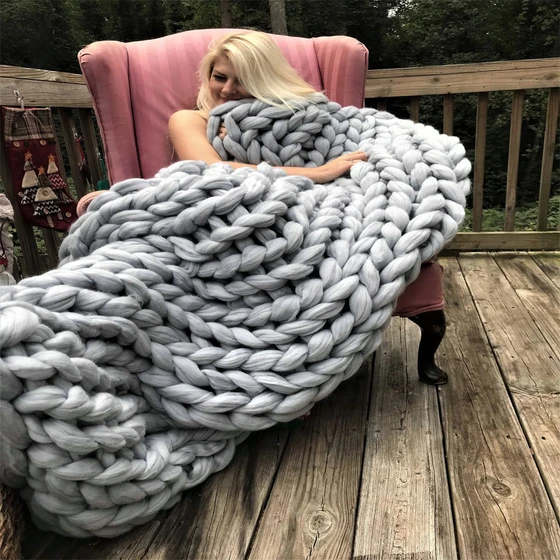 chunky-knit-blanket-2.webp