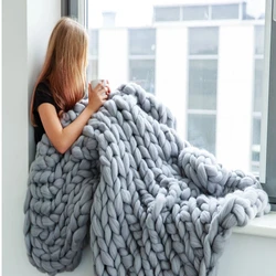 Chunky Knit Blanket, Handmade, Natural Elasticity