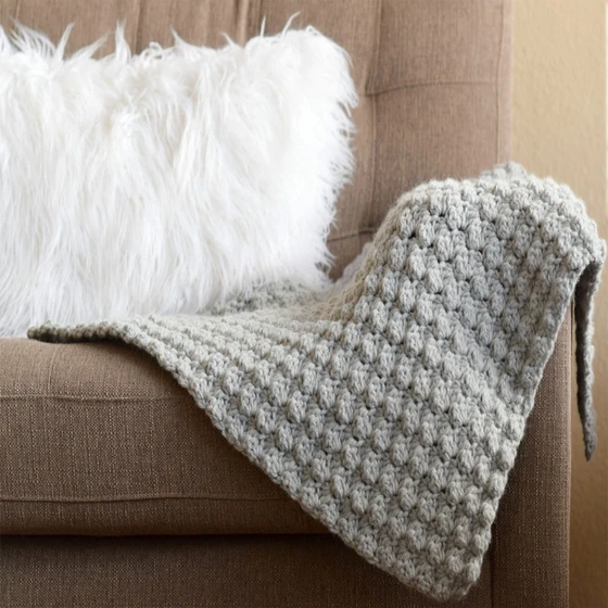 hand-crochet-blanket-2.webp