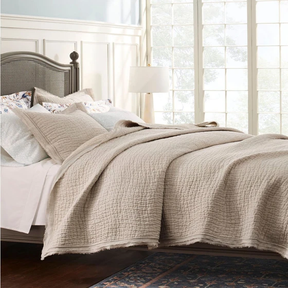 quilted-linen-blanket-2.webp
