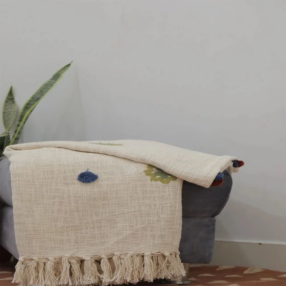 embroidered-throw-blanket-2.webp