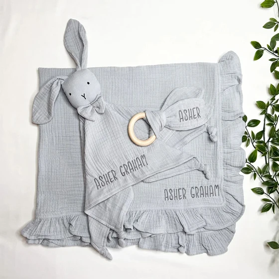 embroidered-muslin-blanket-2.webp
