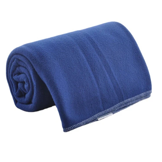 blanket-airline-2.webp