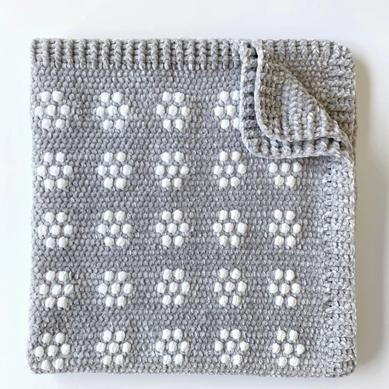 space-baby-blanket-2.webp