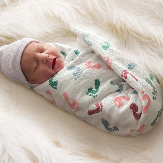 hospital-receiving-blanket-1.webp