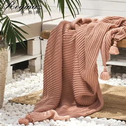 Thick Throw Blanket Wrinkle free and fade resistant