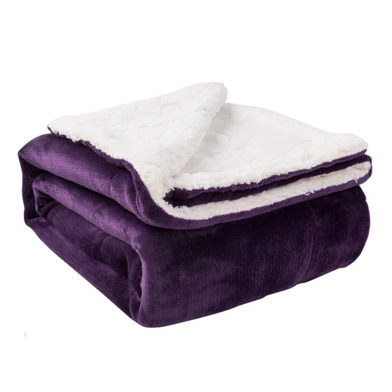 thick-sherpa-blanket-2.webp
