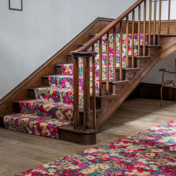 floral-stair-runner-carpet-2.webp