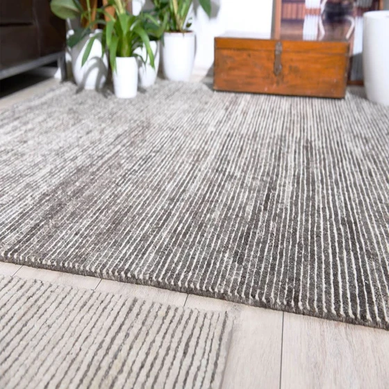 ribbed-wool-carpet-2.webp