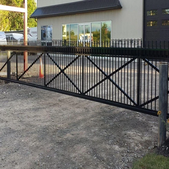 sliding-commercial-gates-2.webp