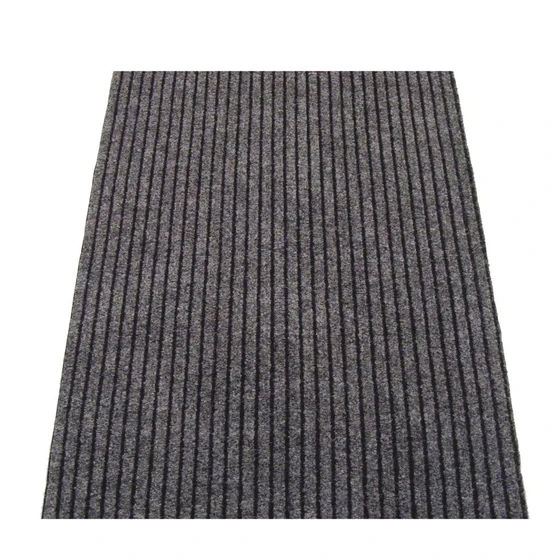 black-ribbed-carpet-2.webp