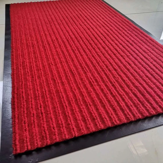 thin-ribbed-carpet-2.webp