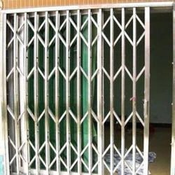 SS Collapsible Gate