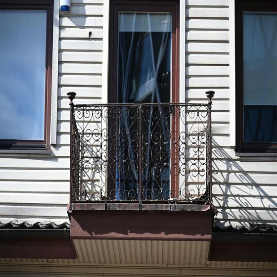 balcony-apartments-grill-2.webp