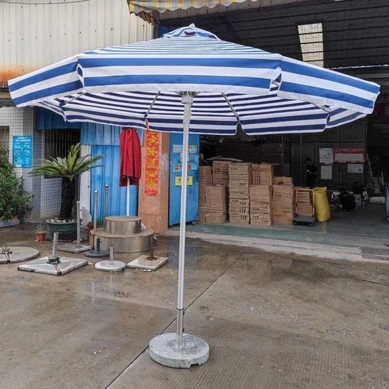 garden-outdoor-umbrellas-1.webp