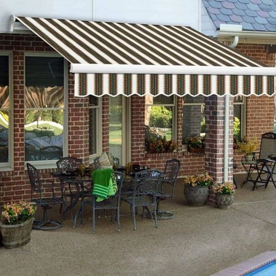 retractable-motorized-awning-2.webp