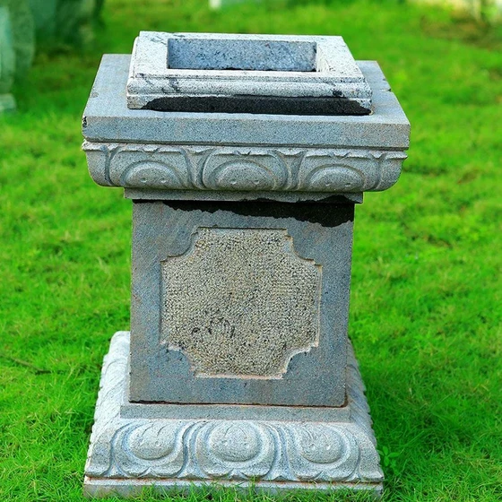 stone-tulsi-planter-2.webp
