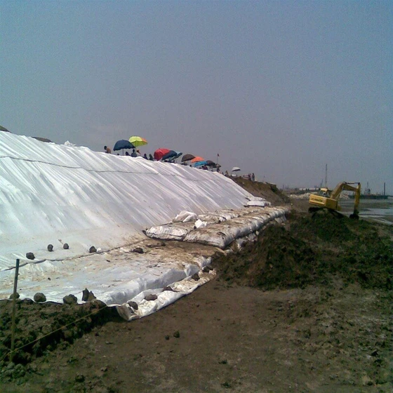 woven-ocean-geotextile-2.webp