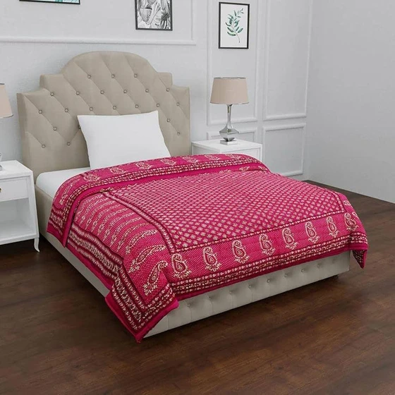 jaipuri-razai-double-bed-light-weight-and-breathable-2.webp