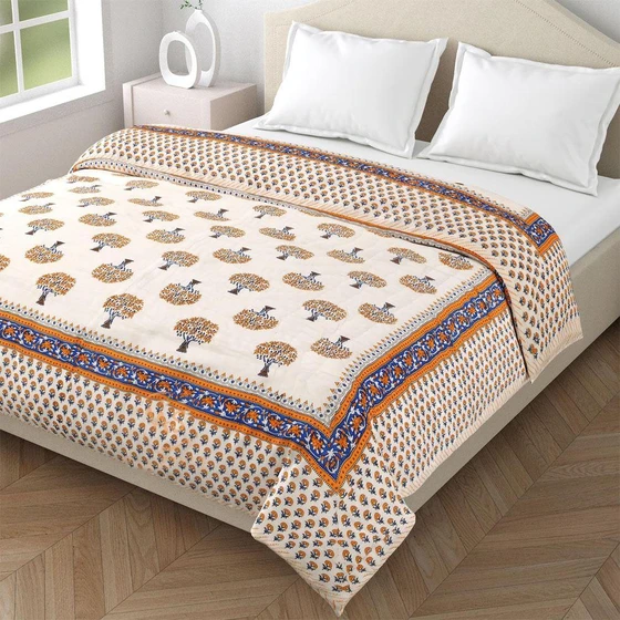 double-bed-jaipuri-razai-light-weight-warm-and-cozy-2.webp