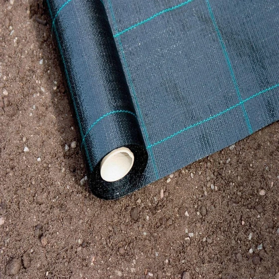 ground-geotextile-fabric-2.webp