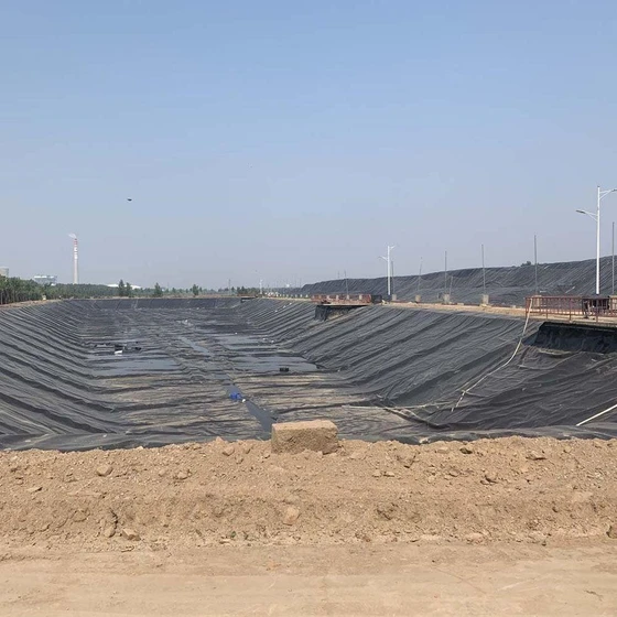 landfills-geo-membrane-2.webp