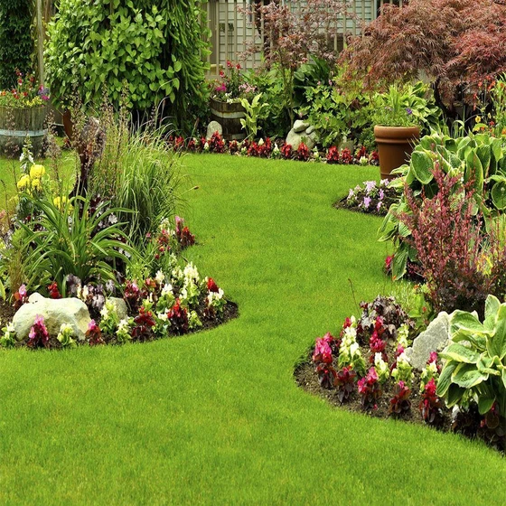 services-garden-maintenance-2.webp
