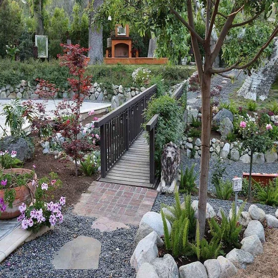 landscaping-services-design-1.webp