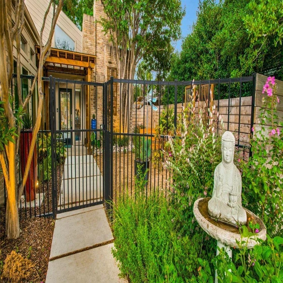 landscaping-design-services-2.webp