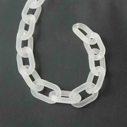 White Plastic Chain Oval