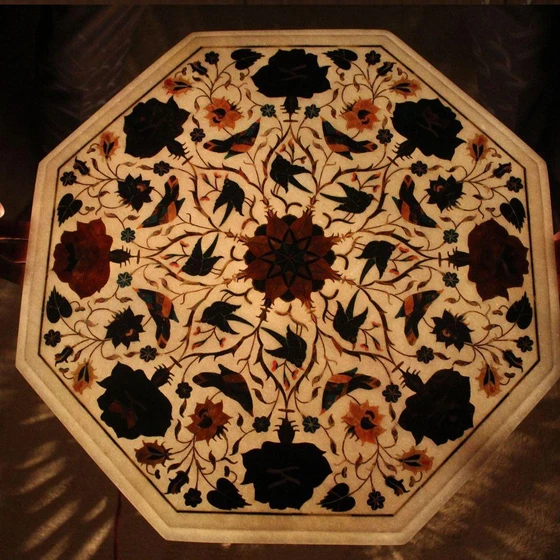 table-marble-tops-1.webp