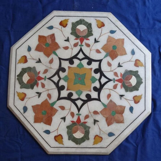 table-marble-tops-2.webp