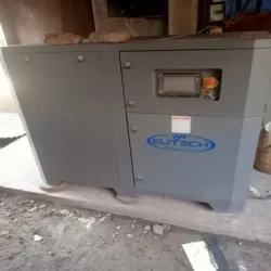 30 HP Direct Driven Screw Air Compressor With Air Dryer, Maximum Flow Rate 50 cfm