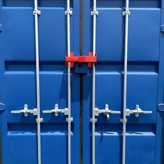 container-doors-lock-1.webp